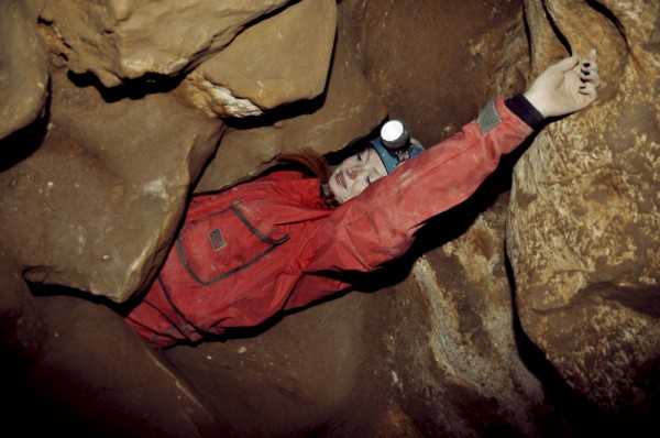 ...rutschen auf dem Po ins Ungewisse... Caving